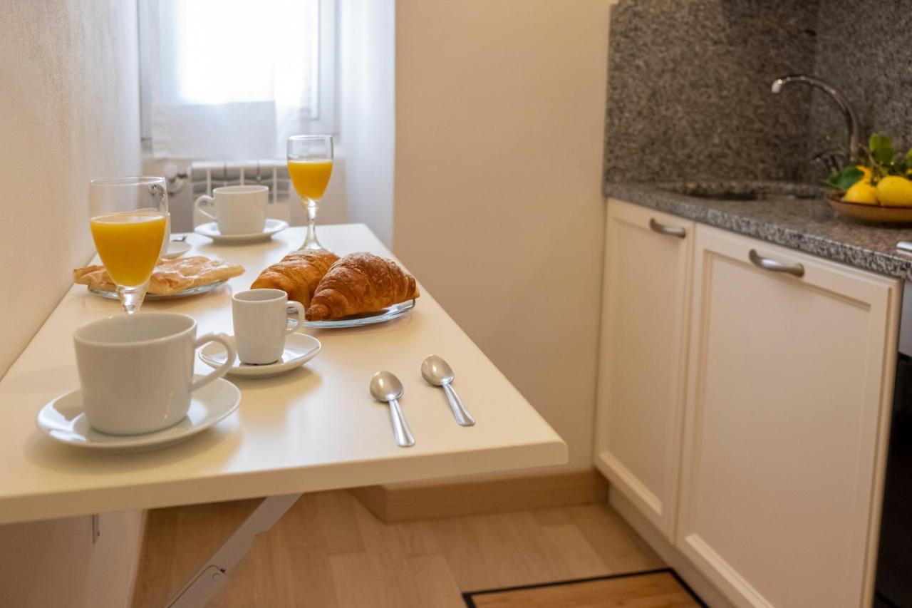 Noliday Suite Riviera Luxury Sea Flat Bagian luar foto